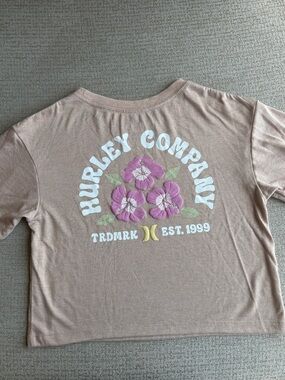 Hurley Pink Floral Logo Crop Tee- never worn NWOT